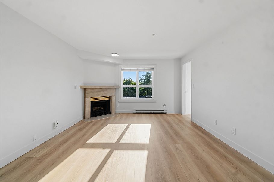 306 2928 Commercial Drive Vancouver, BC - 12