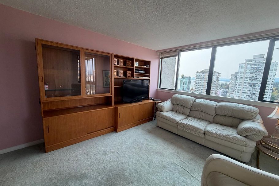 1803 1740 Comox Street Vancouver, BC - 3