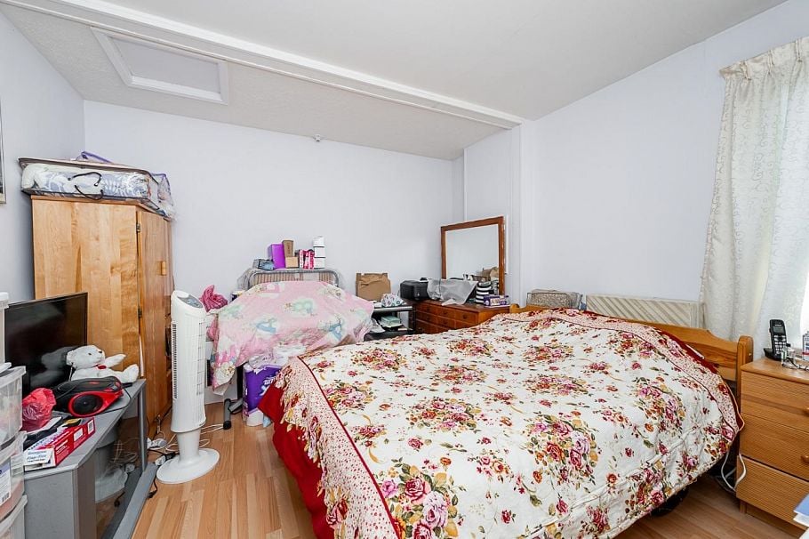 942 Nanaimo Street Vancouver, BC - 10