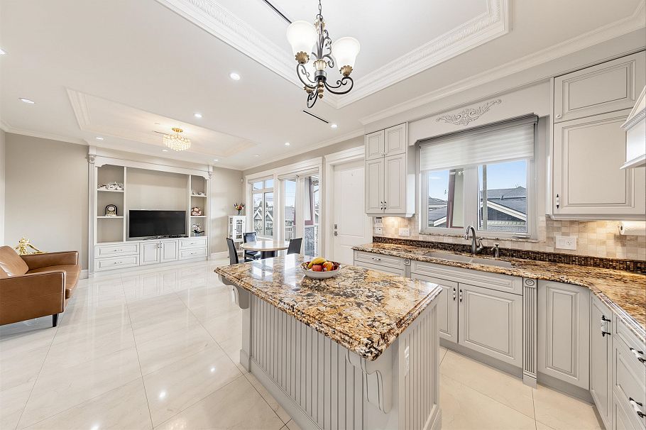 172 W 46th Avenue Vancouver, BC - 39