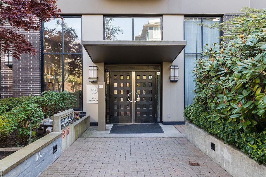 903 151 W 2nd Street North Vancouver, BC - 4