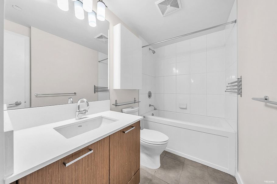 208 2321 Scotia Street Vancouver, BC - 24