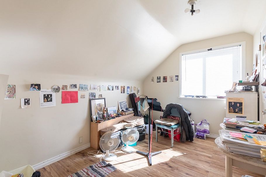 380 E 58th Avenue Vancouver, BC - 16