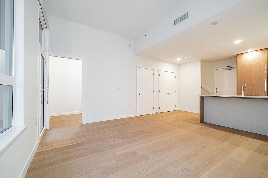 107 5212 Cambie Street Vancouver, BC - 9