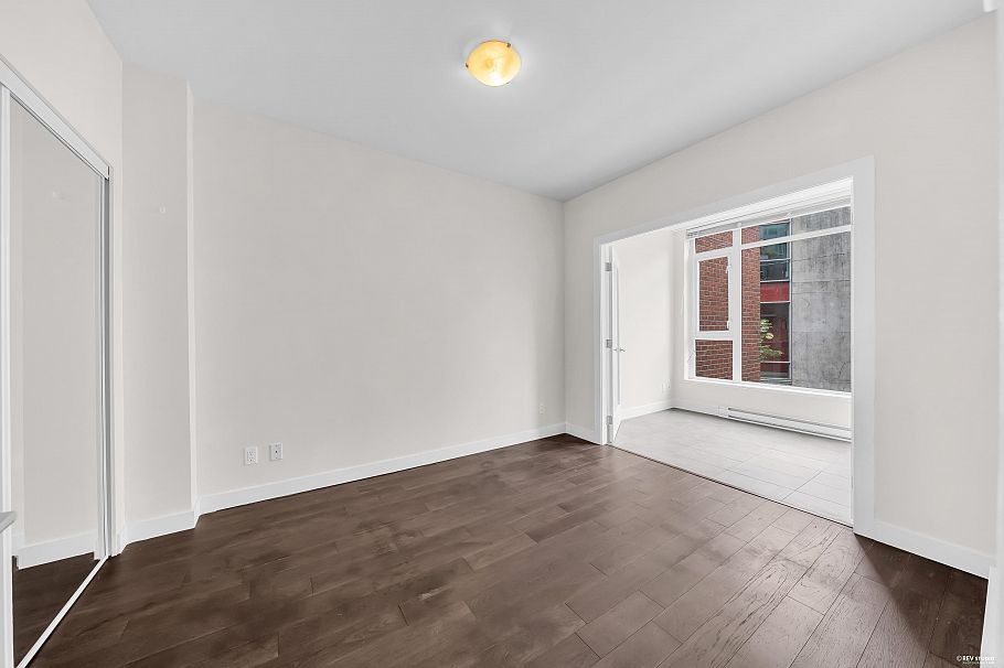 208 2321 Scotia Street Vancouver, BC - 21