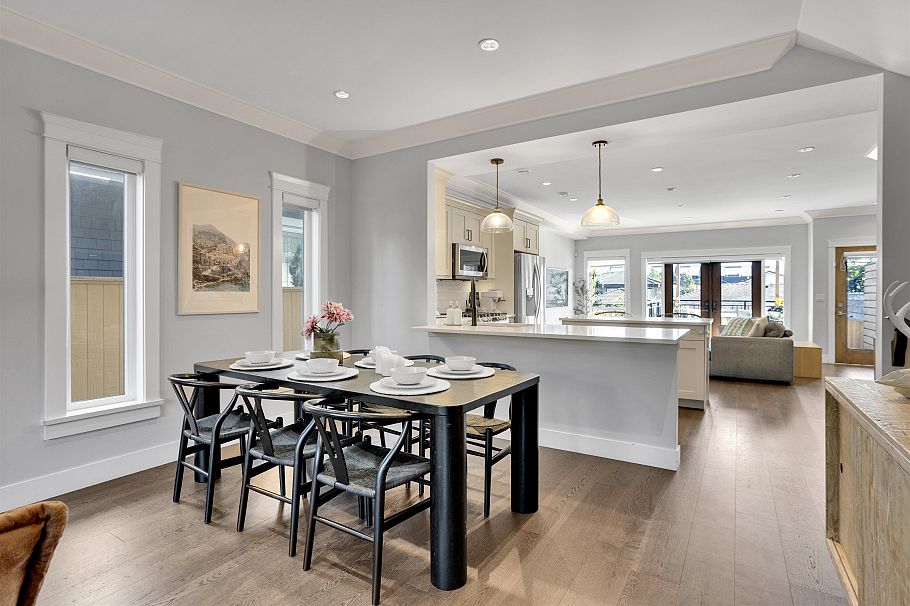 545 E 4th Street North Vancouver, BC - 13