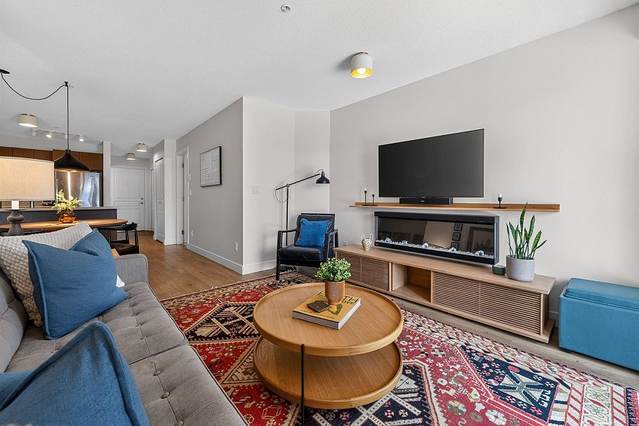 222 4550 Fraser Street Vancouver, BC - 7