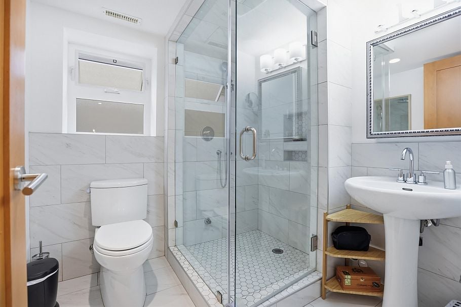 375 E 28th Avenue Vancouver, BC - 31