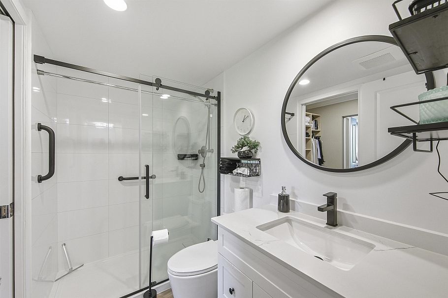 403 1575 W 10th Avenue Vancouver, BC - 18