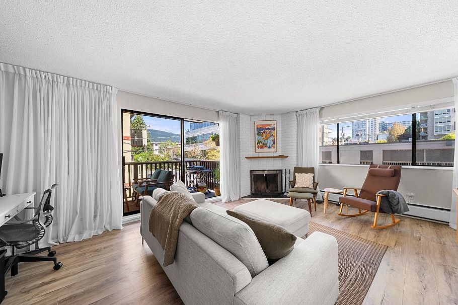 202 1610 Chesterfield Avenue North Vancouver, BC - 13
