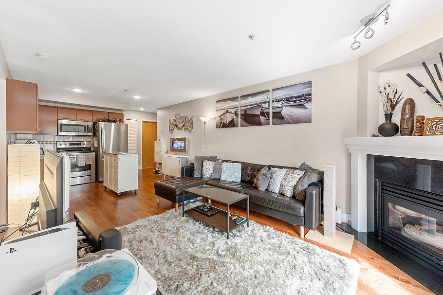 211A 1823 W 7th Avenue Vancouver, BC - 7