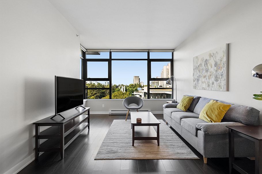 701 2851 Heather Street Vancouver, BC - 1