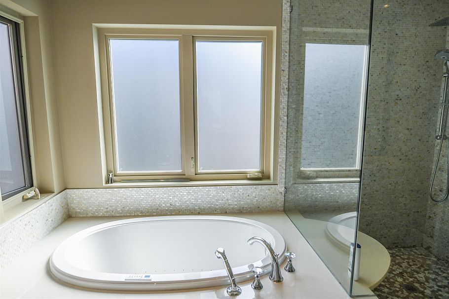 3085 W 49 Avenue Vancouver, BC - 22