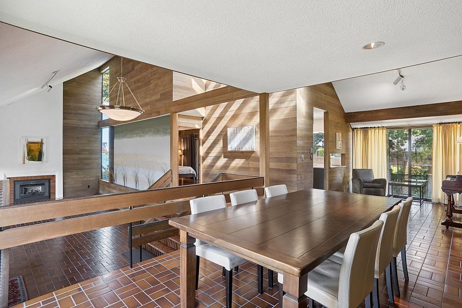 4271 Staulo Crescent Vancouver, BC - 4