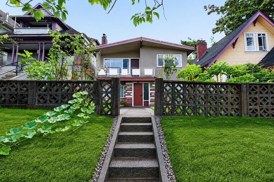 1828 Parker Street Vancouver, BC - 3