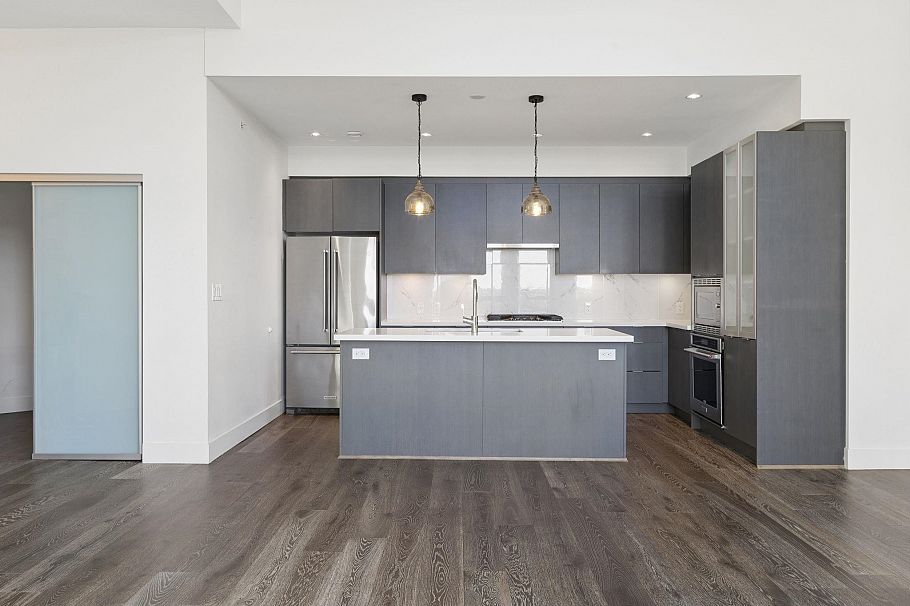 507 3602 Aldercrest Drive North Vancouver, BC - 12