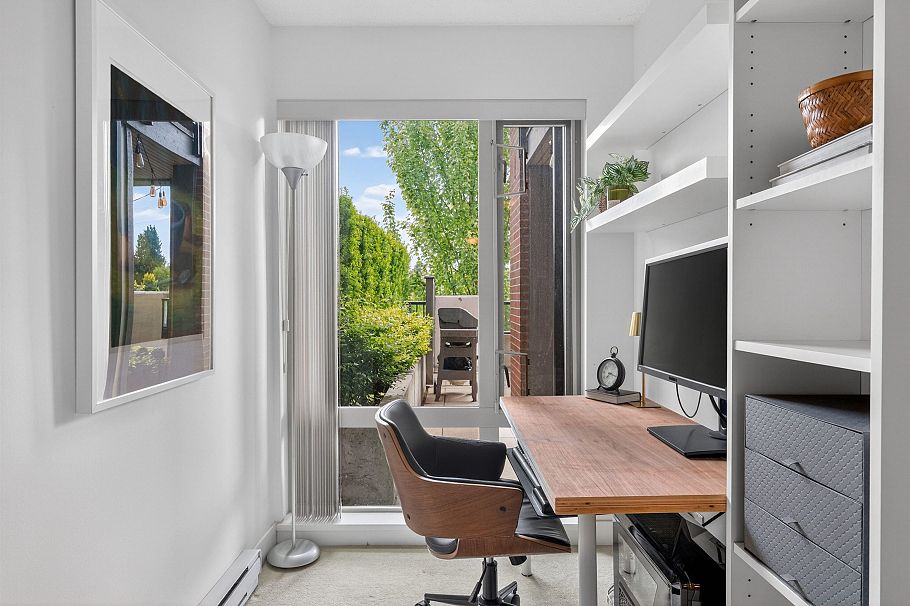 222 4550 Fraser Street Vancouver, BC - 25