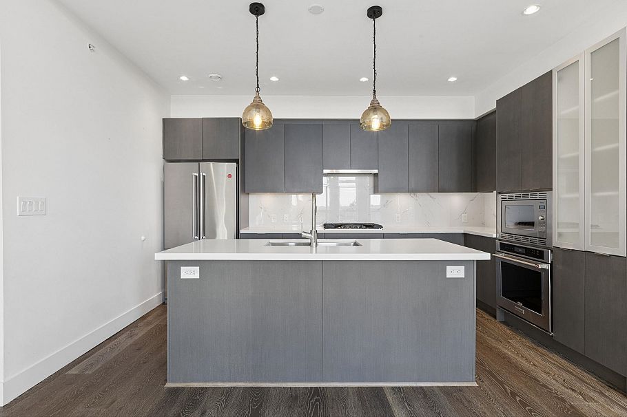 507 3602 Aldercrest Drive North Vancouver, BC - 13