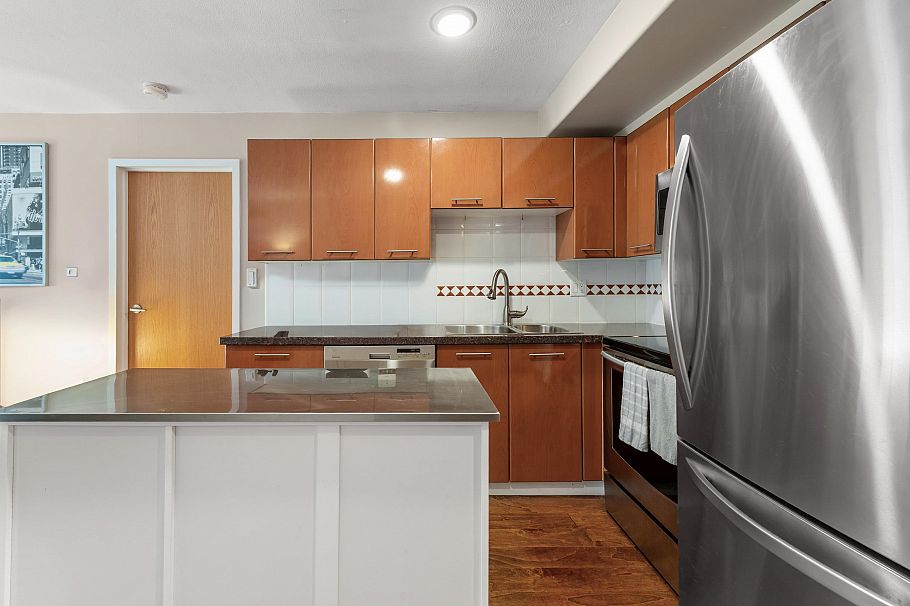 211A 1823 W 7th Avenue Vancouver, BC - 19