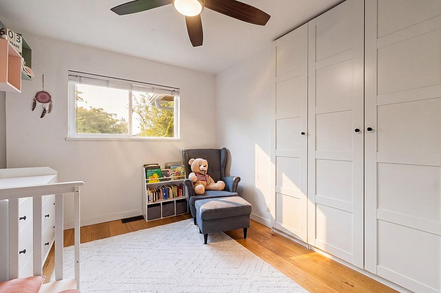 3172 E 2nd Avenue Vancouver, BC - 22