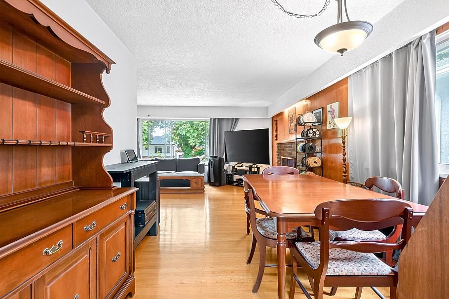 2175 Waverley Avenue Vancouver, BC - 12