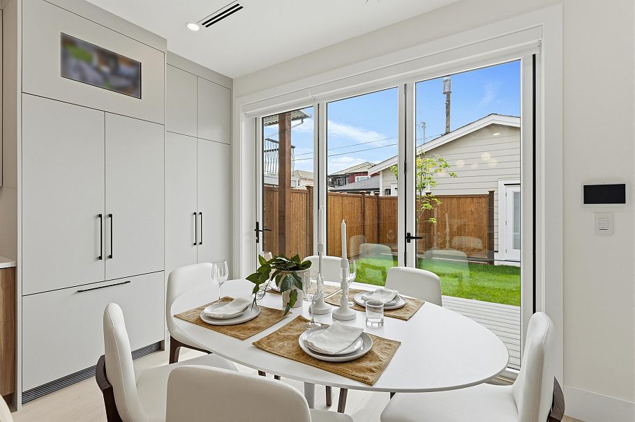 2 2258 Napier Street Vancouver, BC - 7