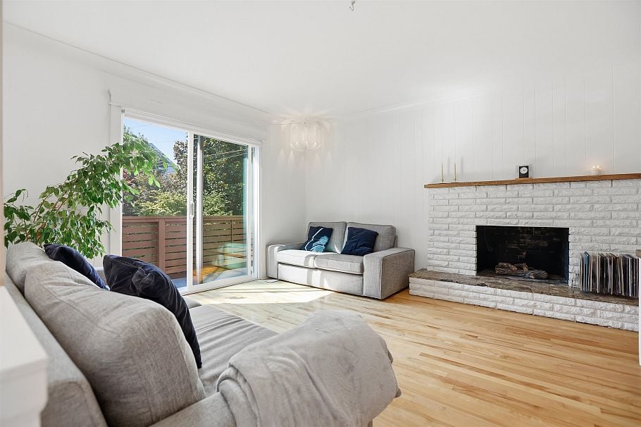 375 E 28th Avenue Vancouver, BC - 4
