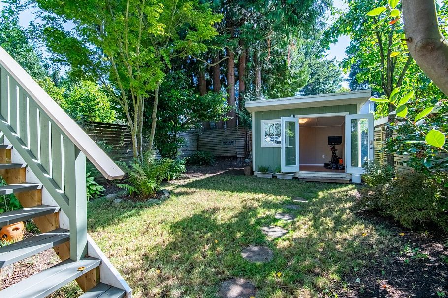 816 E 30th Avenue Vancouver, BC - 24