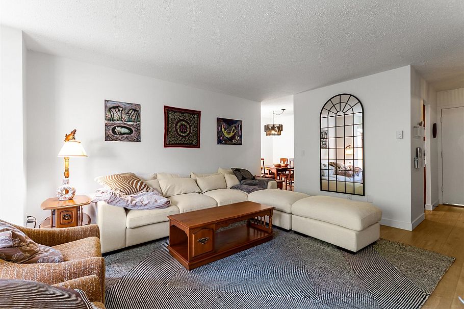 204 2240 Wall Street Vancouver, BC - 1