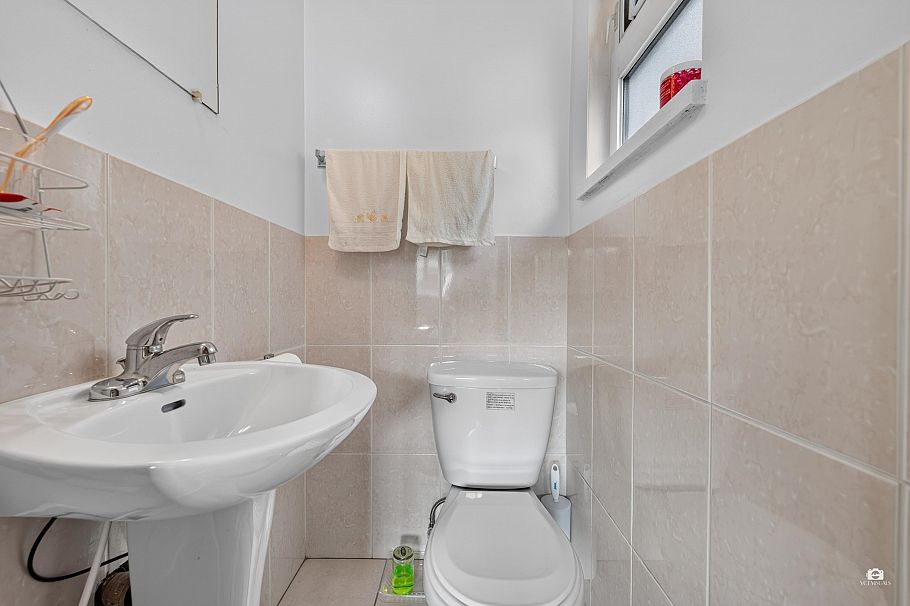 1828 Parker Street Vancouver, BC - 15