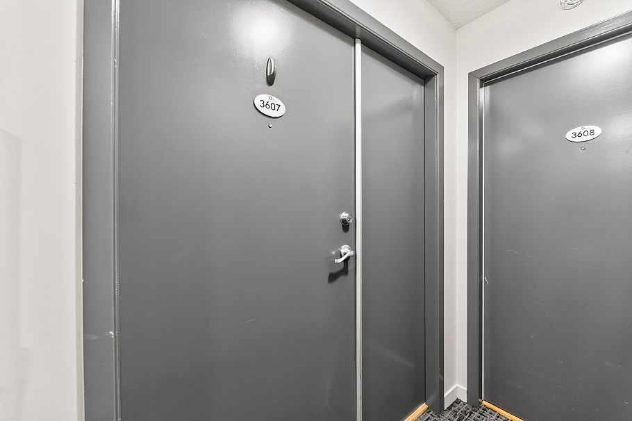 3607 1033 Marinaside Crescent Vancouver, BC - 2