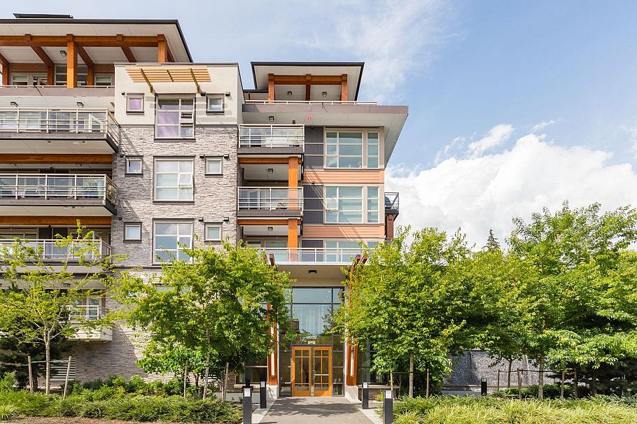 507 3602 Aldercrest Drive North Vancouver, BC - 2