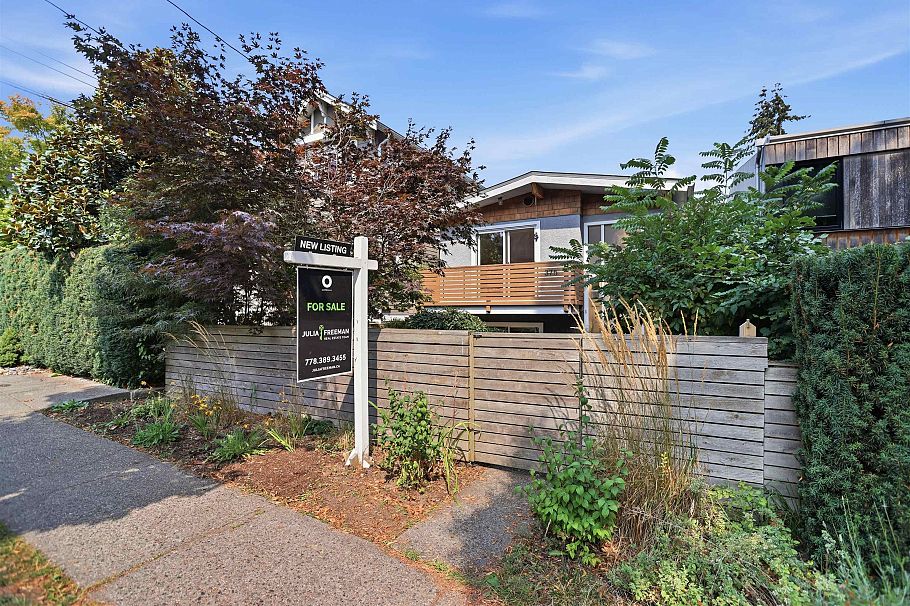 375 E 28th Avenue Vancouver, BC - 32