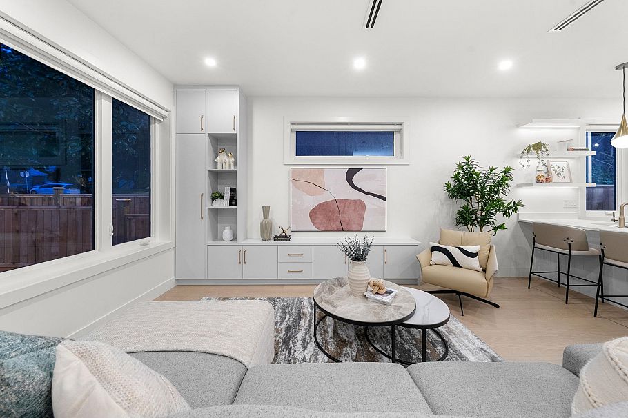 1 1582 E 2nd Avenue Vancouver, BC - 5