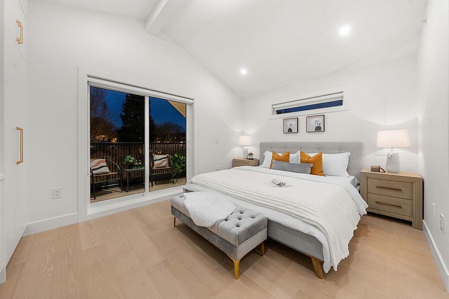 1 1582 E 2nd Avenue Vancouver, BC - 24