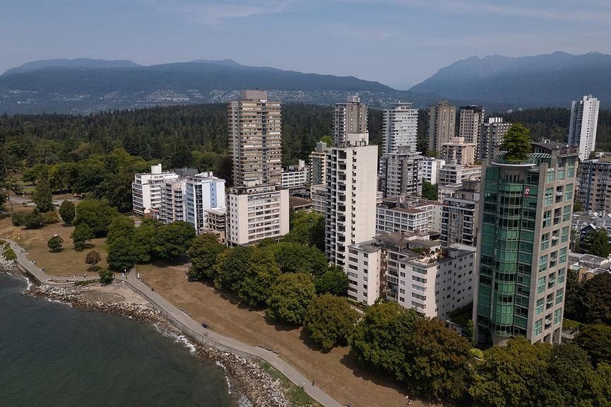 110 1975 Pendrell Street Vancouver, BC - 1