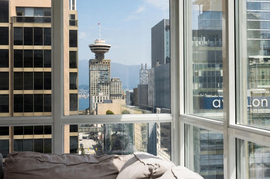 1503 833 Seymour Street Vancouver, BC - 1