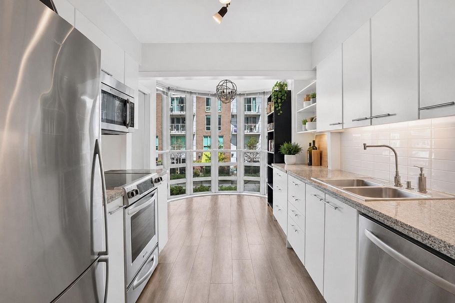 404 1501 Howe Street Vancouver, BC - 13