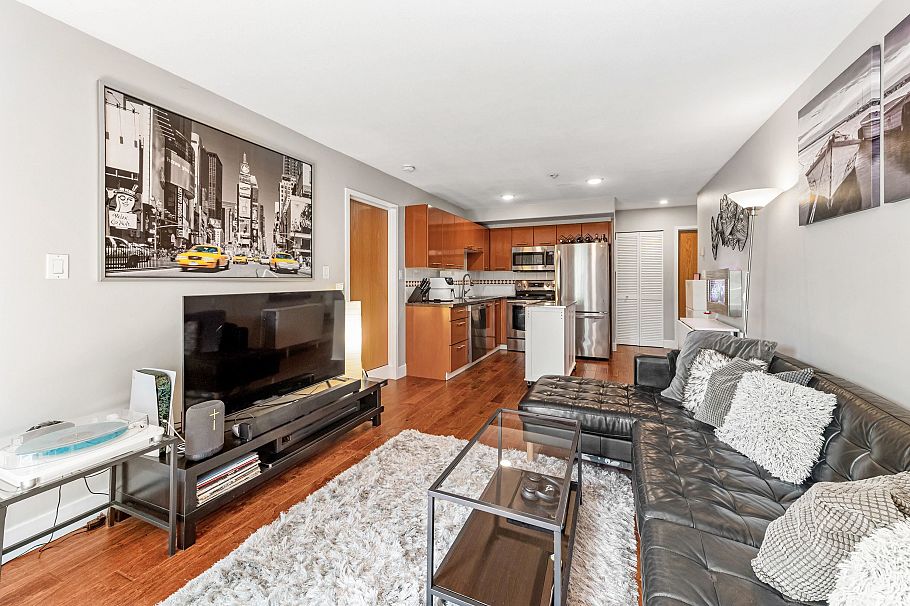 211A 1823 W 7th Avenue Vancouver, BC - 11