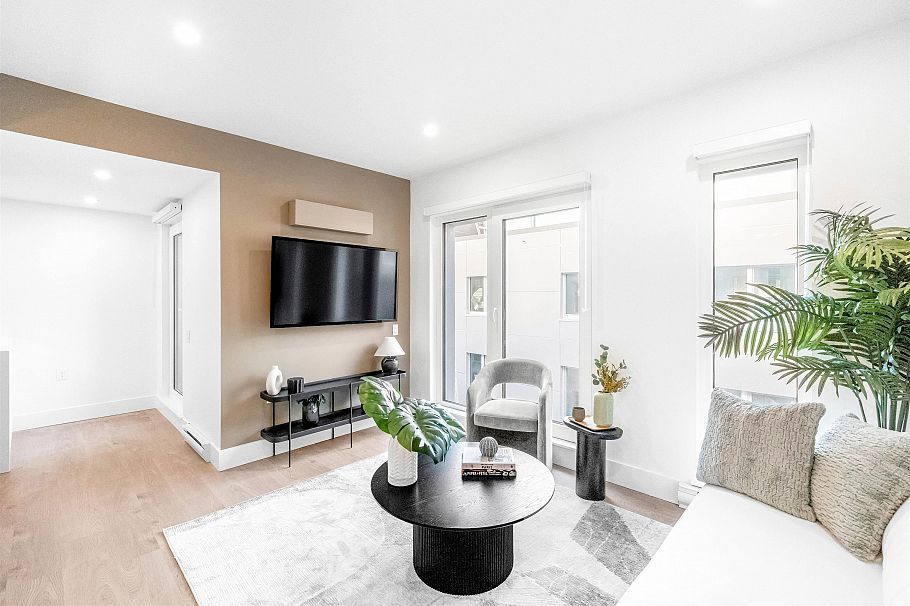 2069 E 1st Avenue Vancouver, BC - 5
