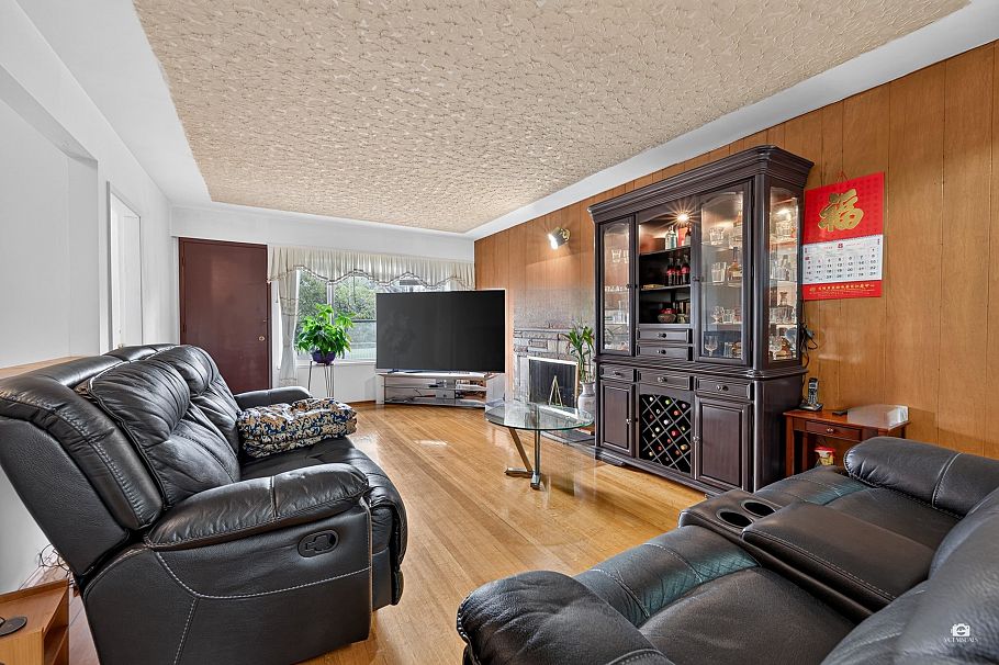 1828 Parker Street Vancouver, BC - 8