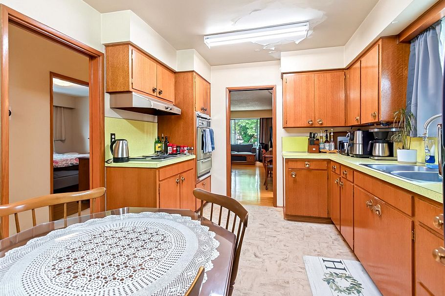2175 Waverley Avenue Vancouver, BC - 15