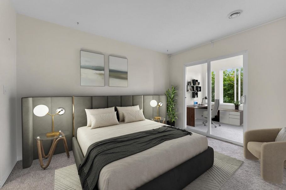 208 333 E 1st Street North Vancouver, BC - 14