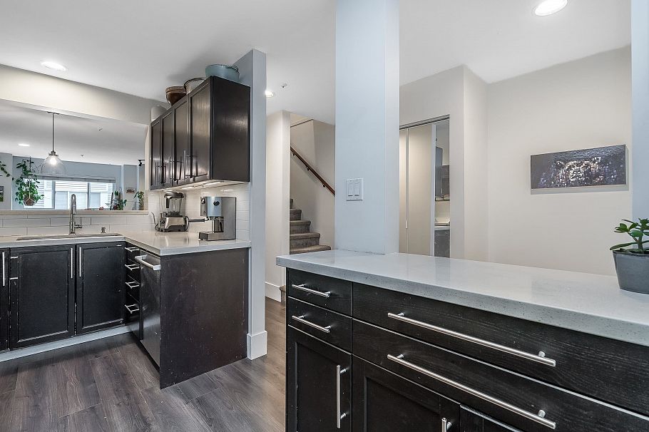 2866 Sotao Avenue Vancouver, BC - 9