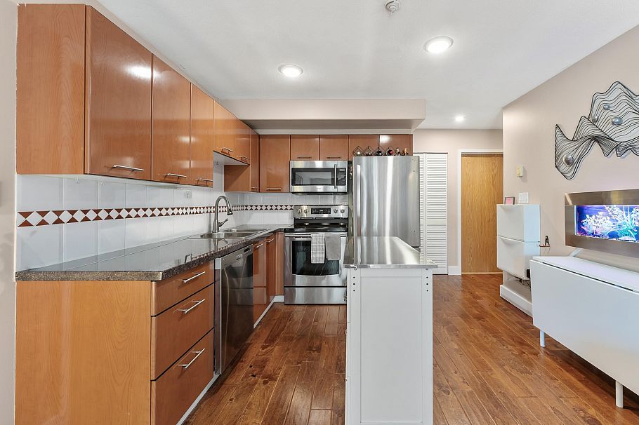 211A 1823 W 7th Avenue Vancouver, BC - 15