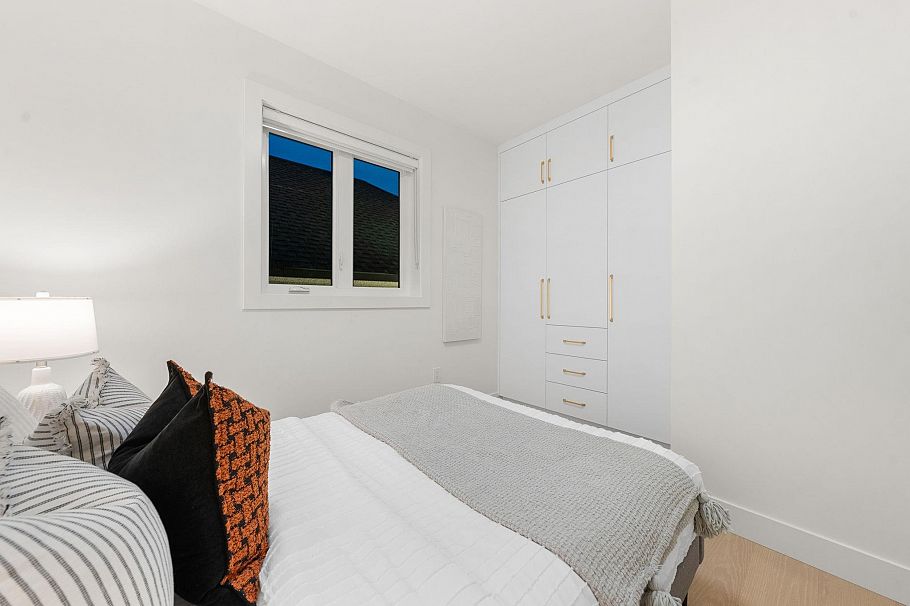1 1582 E 2nd Avenue Vancouver, BC - 21