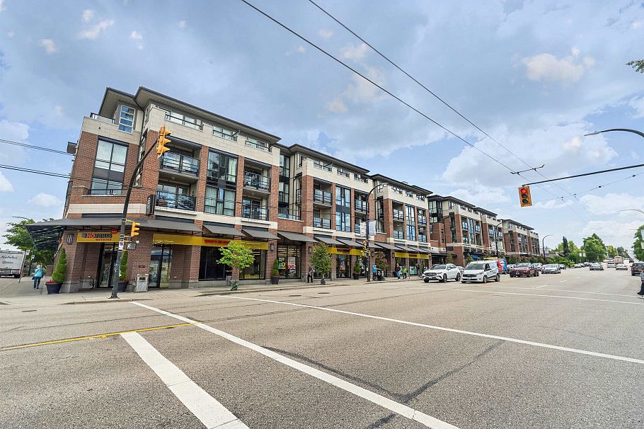 222 4550 Fraser Street Vancouver, BC - 34