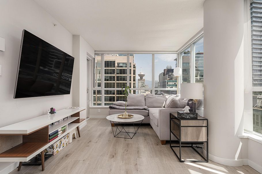 1503 833 Seymour Street Vancouver, BC - 3
