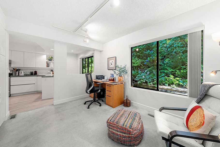 826 Frederick Road North Vancouver, BC - 14