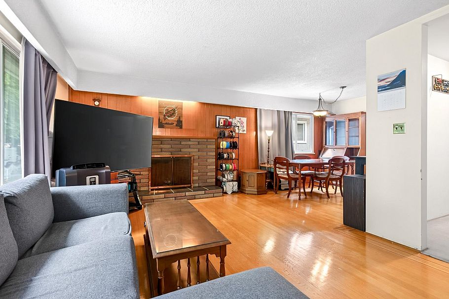 2175 Waverley Avenue Vancouver, BC - 8